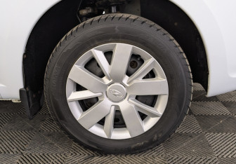 Подержанный автомобиль LADA (ВАЗ) Granta Sedan 2023 года (12 фото)