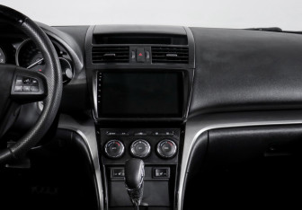 Подержанный автомобиль Mazda 6 Sedan 2009 года (13 фото)