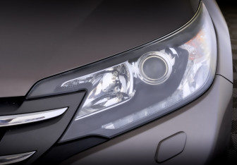 Подержанный автомобиль Honda CR-V 2013 года (17 фото)