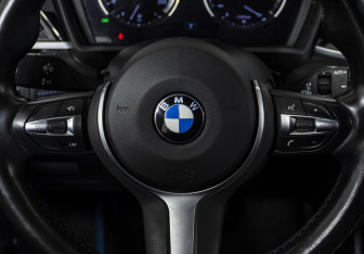 Подержанный автомобиль BMW X1 2020 года (11 фото)