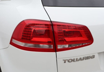 Подержанный автомобиль Volkswagen Touareg 2013 года (25 фото)