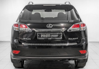 Подержанный автомобиль Lexus RX 2013 года (6 фото)