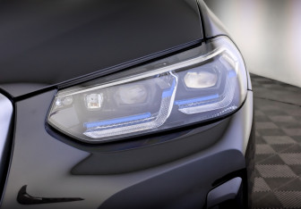 Подержанный автомобиль BMW X4 2024 года (17 фото)