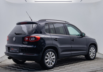 Подержанный автомобиль Volkswagen Tiguan 2011 года (5 фото)