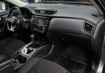 Подержанный автомобиль Nissan X-Trail 2021 года (7 фото)