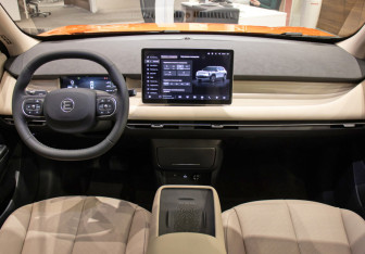 Новый Evolute i-JOY 2026 (2 фото)