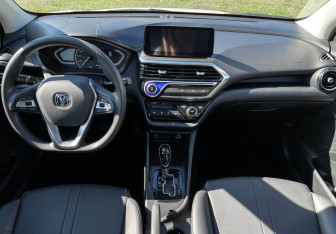 Подержанный автомобиль Changan Alsvin 2024 года (12 фото)