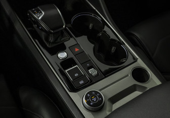 Подержанный автомобиль Volkswagen Touareg 2020 года (18 фото)