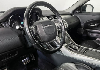 Подержанный автомобиль Land Rover Range Rover Evoque 2018 года (13 фото)