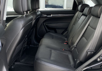 Подержанный автомобиль Kia Sorento 2019 года (17 фото)