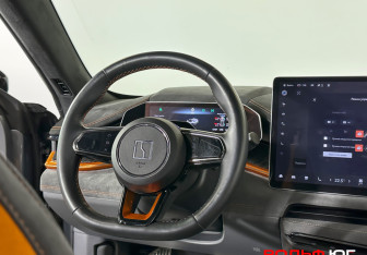 Подержанный автомобиль Zeekr 001 2023 года (13 фото)