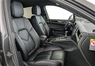 Подержанный автомобиль Porsche Macan 2014 года (26 фото)