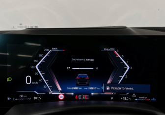 Подержанный автомобиль BMW X5 2024 года (13 фото)