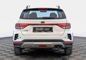 Подержанный автомобиль Kia Rio Hatchback 2021 года (6 фото)