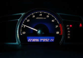 Подержанный автомобиль Honda Civic Sedan 2008 года (21 фото)