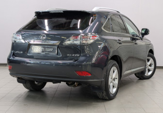 Подержанный автомобиль Lexus RX 2011 года (5 фото)