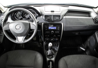 Подержанный автомобиль Nissan Terrano 2019 года (6 фото)