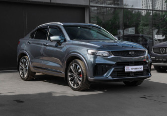 Подержанный автомобиль Geely Tugella 2022 года (3 фото)