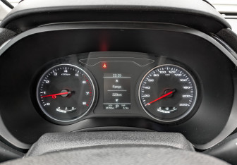 Подержанный автомобиль Москвич 3 2023 года (15 фото)