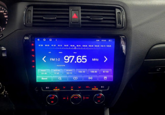 Подержанный автомобиль Volkswagen Jetta Sedan 2014 года (13 фото)