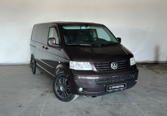 Подержанный автомобиль Volkswagen Multivan 2007 года (3 фото)