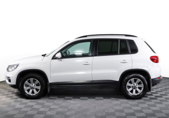 Подержанный автомобиль Volkswagen Tiguan 2012 года (8 фото)