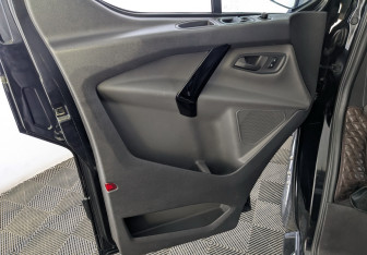 Подержанный автомобиль Ford Tourneo Connect Compactvan 2021 года (16 фото)