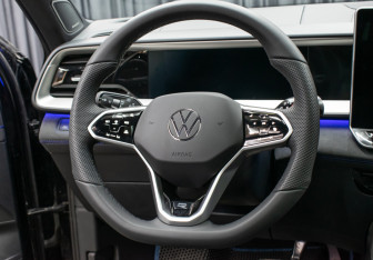 Подержанный автомобиль Volkswagen Teramont 2025 года (19 фото)