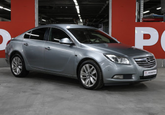 Подержанный автомобиль Opel Insignia Sedan 2013 года (3 фото)