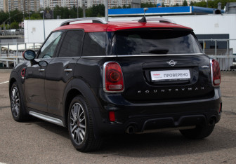 Подержанный автомобиль MINI Countryman 2018 года (7 фото)