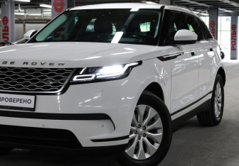 Подержанный автомобиль Land Rover Range Rover Velar 2019 года (24 фото)