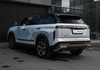 Подержанный автомобиль Jaecoo J7 2023 года (6 фото)
