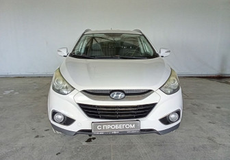 Подержанный автомобиль Hyundai ix35 2012 года (2 фото)