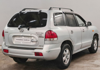 Подержанный автомобиль Hyundai Santa Fe 2009 года (5 фото)