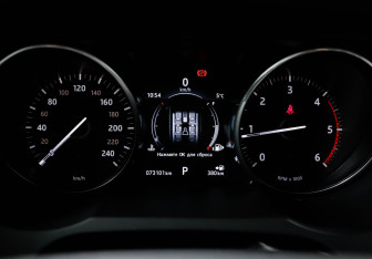 Подержанный автомобиль Land Rover Range Rover Evoque 2017 года (11 фото)