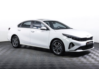 Подержанный автомобиль Kia K3 Sedan 2024 года (3 фото)