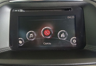 Подержанный автомобиль Mazda CX-5 2015 года (14 фото)