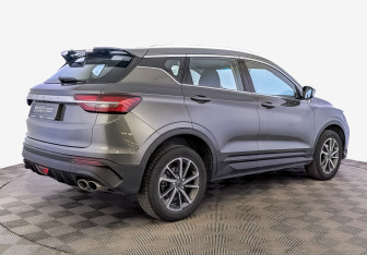 Подержанный автомобиль Geely Coolray 2023 года (5 фото)