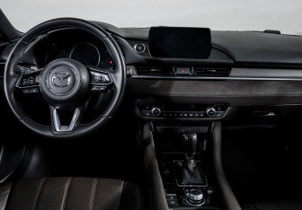 Подержанный автомобиль Mazda 6 Sedan 2023 года (12 фото)
