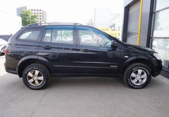 Подержанный автомобиль SsangYong Kyron 2011 года (4 фото)