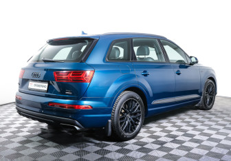 Подержанный автомобиль Audi Q7 2018 года (5 фото)