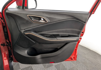 Подержанный автомобиль Москвич 3е 2023 года (25 фото)