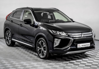 Подержанный автомобиль Mitsubishi Eclipse Cross 2018 года (3 фото)