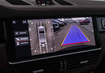 Подержанный автомобиль Porsche Cayenne 2019 года (20 фото)