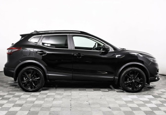 Подержанный автомобиль Nissan Qashqai 2022 года (4 фото)