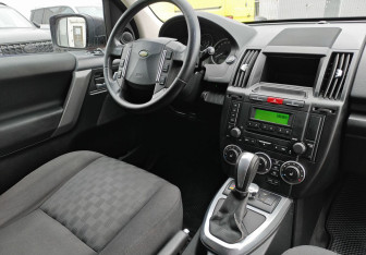 Подержанный автомобиль Land Rover Freelander 2008 года (10 фото)