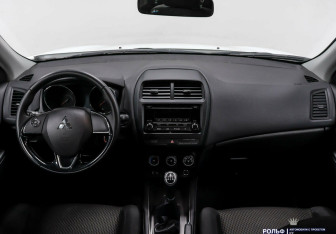 Подержанный автомобиль Mitsubishi ASX 2021 года (6 фото)