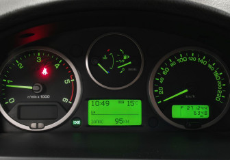 Подержанный автомобиль Land Rover Freelander 2012 года (16 фото)