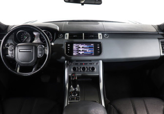 Подержанный автомобиль Land Rover Range Rover Sport 2013 года (12 фото)
