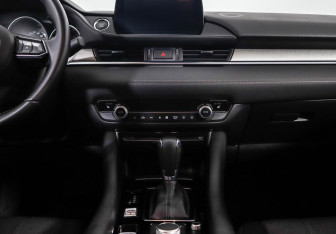 Подержанный автомобиль Mazda 6 Sedan 2021 года (7 фото)